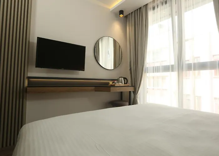 Moja City Hotel